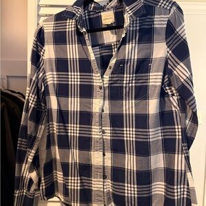 G.H. Bass & Co. Blue and White Plaid Button Down Shirt